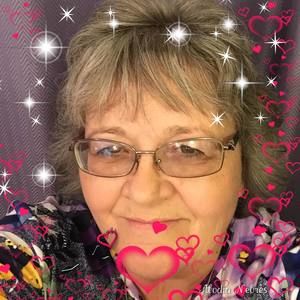 Meet your Posher, Debbie